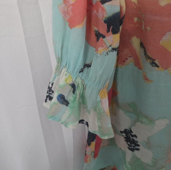 Zac & Rachel Green Blouse with Tie Front and 3/4 Sleeves - Picture 3 of 7